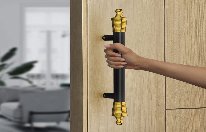 pull handle for door